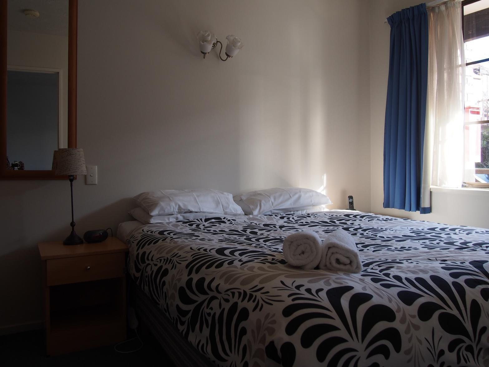 Tudor Court Motel Christchurch Extérieur photo
